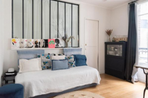 30m comfortable near Montmartre
